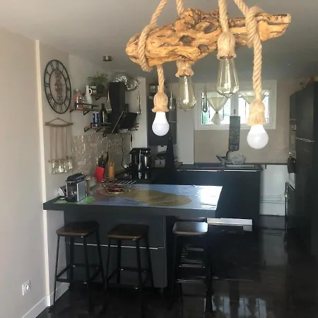 アパート Marguerite